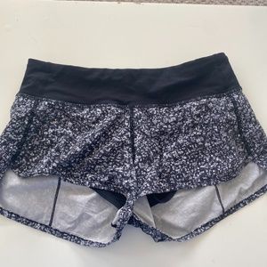 Lululemon Floral Speed Up Shorts Size 2